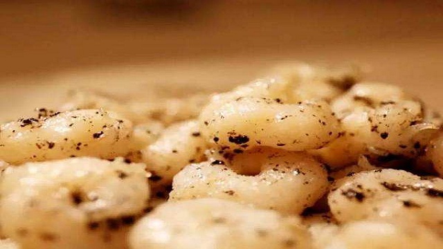 【分享】黑松露鲜虾汤的制作方法！